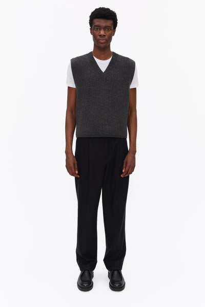 Mr Southbank Vest - Charcoal